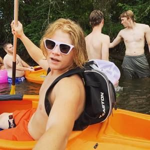 Meet your Posher, Devin